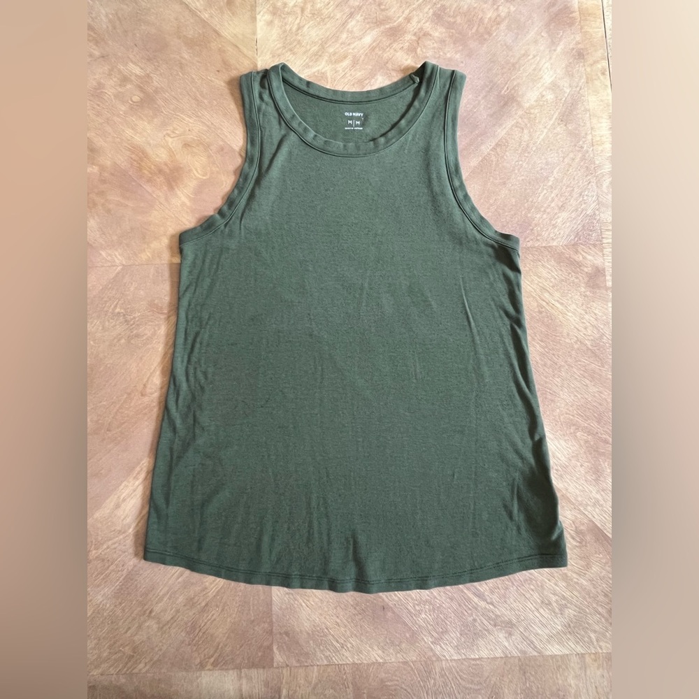 Old Navy Green Fitted Tank Top | Size M